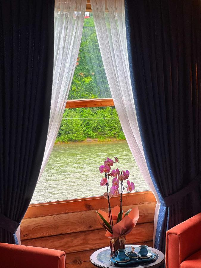 Heaven Vip Wooden Palace Bed and Breakfast Ardeşen Exterior foto